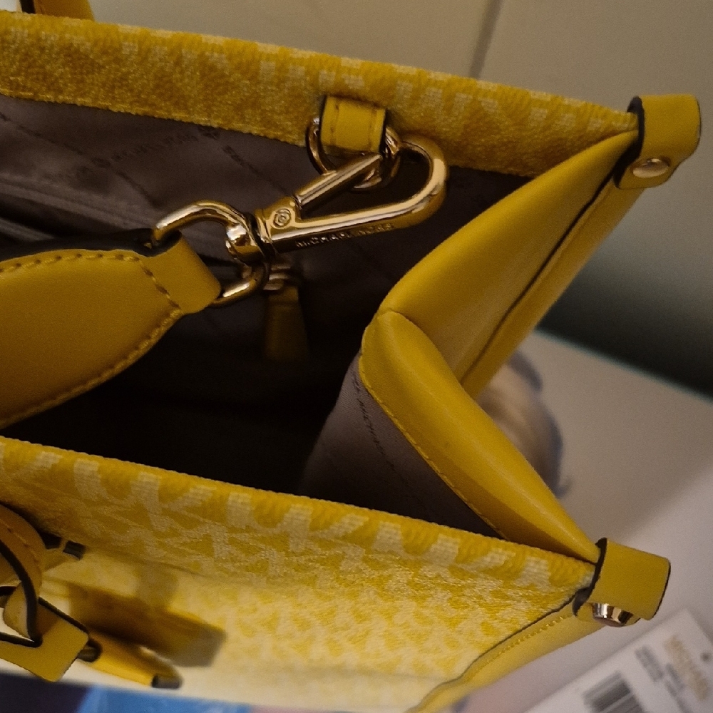 Michael Kors Vibrant Yellow and Cream Tote - Picture 7 of 13